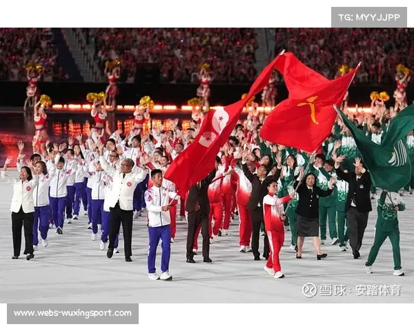 安踏比赛装备发布仪式举行，武大靖张虹现场助阵